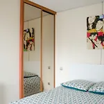 Charming Apartment 900M From The Place Des Vosges