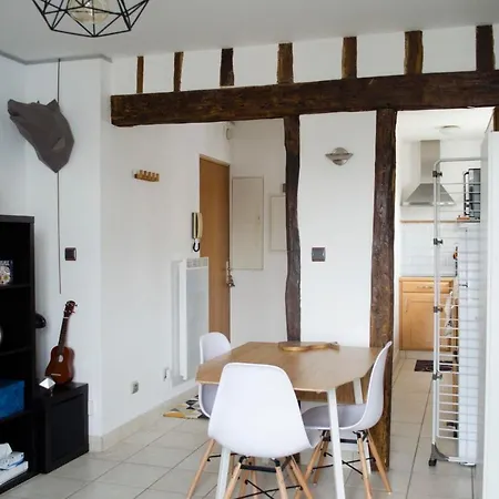 Charming 900m From The Place Des Vosges